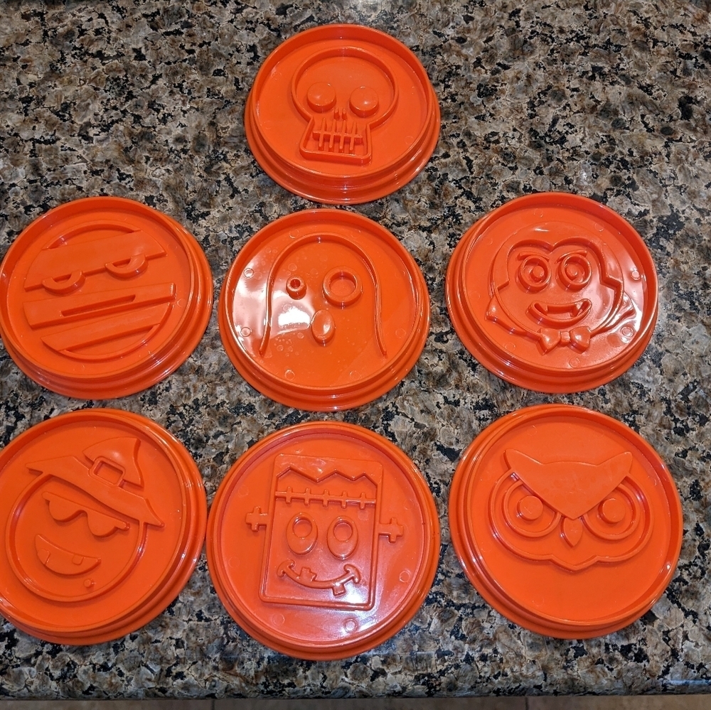 Vtg Halloween Kids Cookie Cutter Press/Stamp Set Stacking Retired Pampered Chef